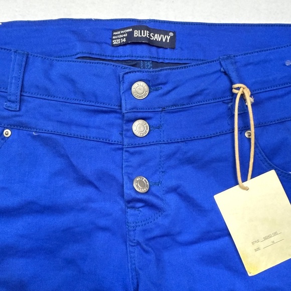 Blue Jean Shorts Size 14 with Rolled Cuffs and Button-Fly - Picture 3 of 4